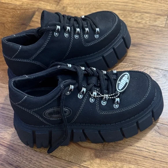 Minga London Black Platform Sneakers - Picture 1 of 1